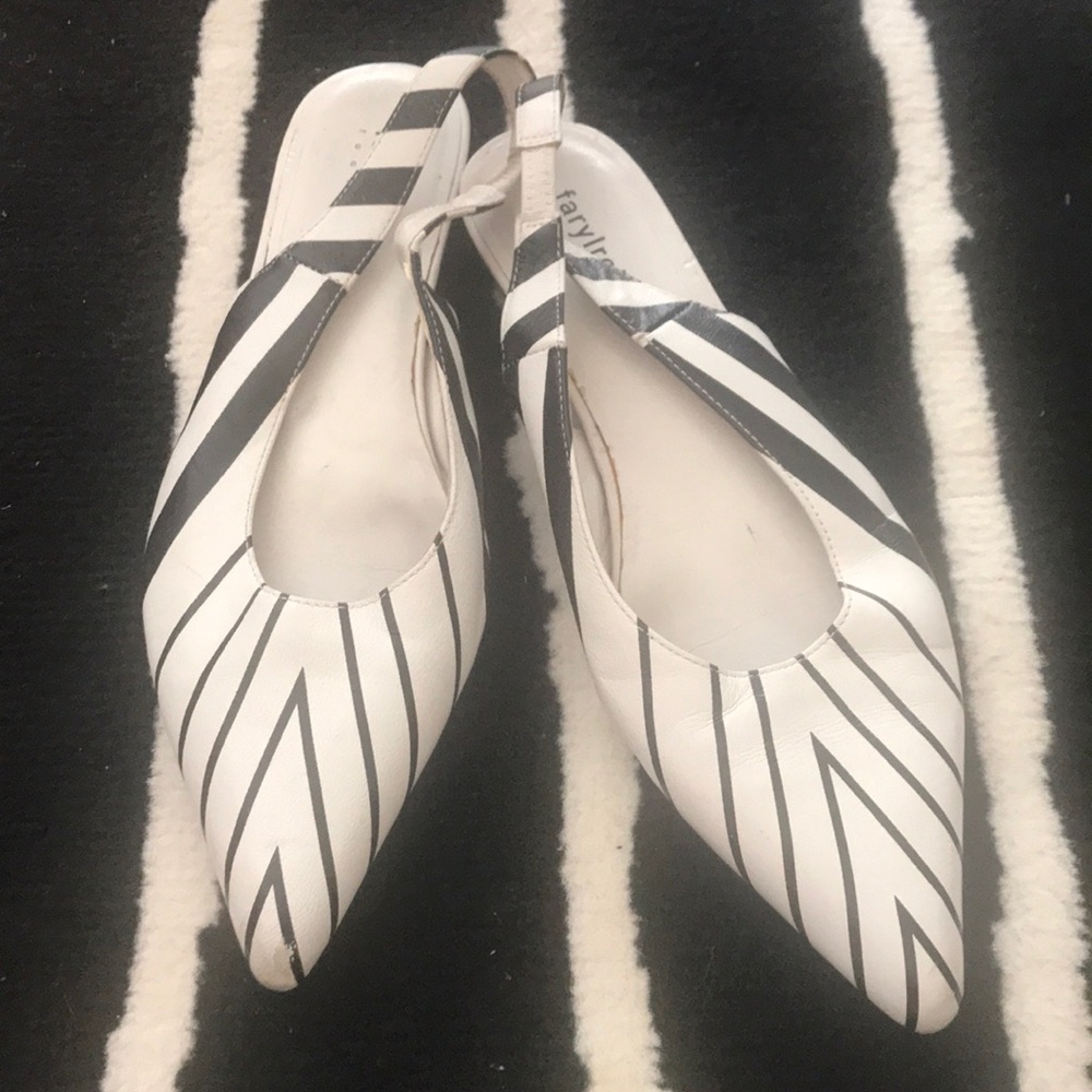 Black & White Stripe Pointed Toe Slang Backs